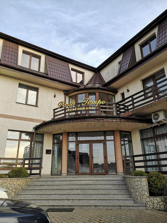 Passa Tempo Hotel Suceava Luaran gambar
